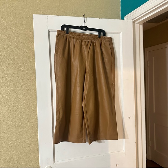 Eloquii wide leg crop leather pants size 14 - Picture 4 of 15
